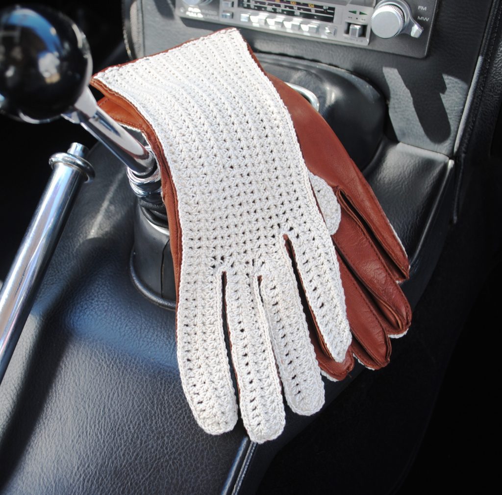 stringback gloves