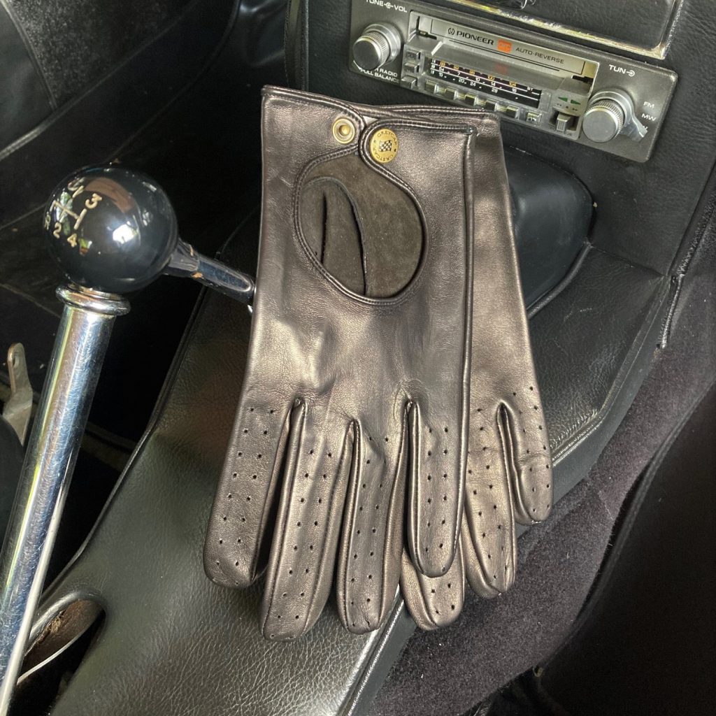 les leston driving gloves